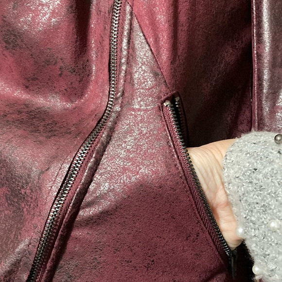 Grace Elements Red Faux Leather Jacket with Waterfall Lapels - size Small - Picture 11 of 14